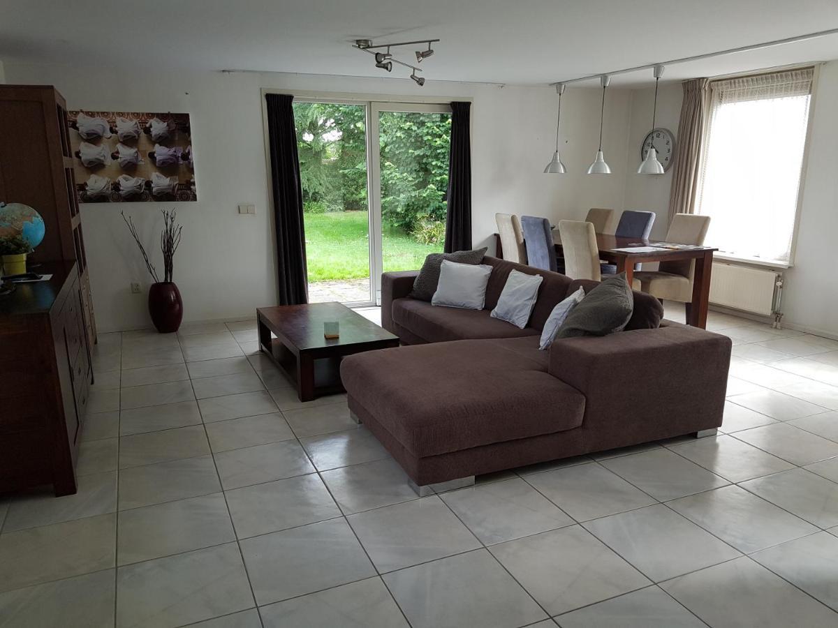 הוטן Vakantiehuis Achterhuis Ons Hoekje מראה חיצוני תמונה