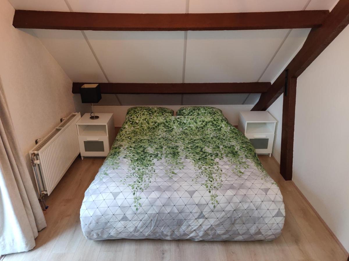הוטן Vakantiehuis Achterhuis Ons Hoekje מראה חיצוני תמונה